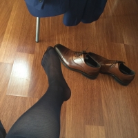 2014年12月自拍日本厚木丝袜和棕色皮鞋
