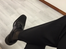 办公室自拍日本厚木丝袜皮鞋